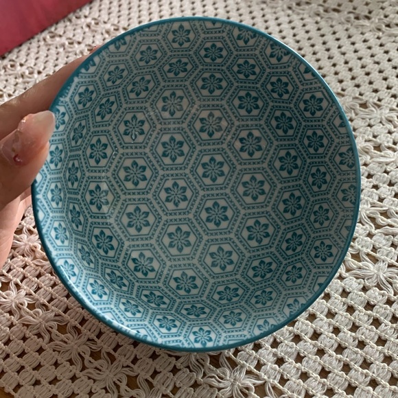 ☀️Weekend Happiness SALE☀️ 🇨🇦Beautiful Simons Small Bowls (2) - Picture 2 of 8